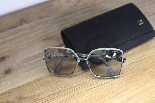Chanel - 4288Q