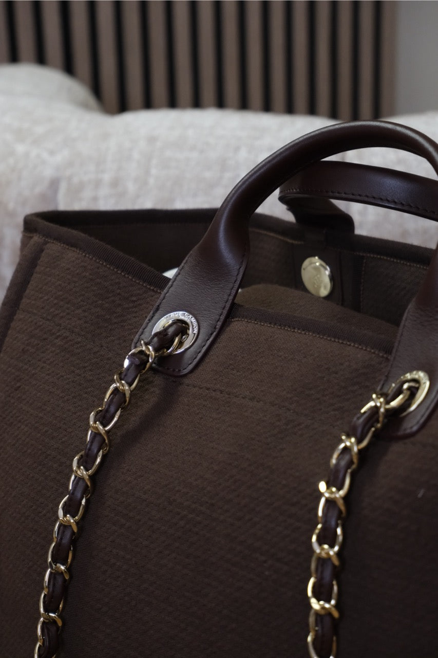 CHANEL - Deauville Tasche