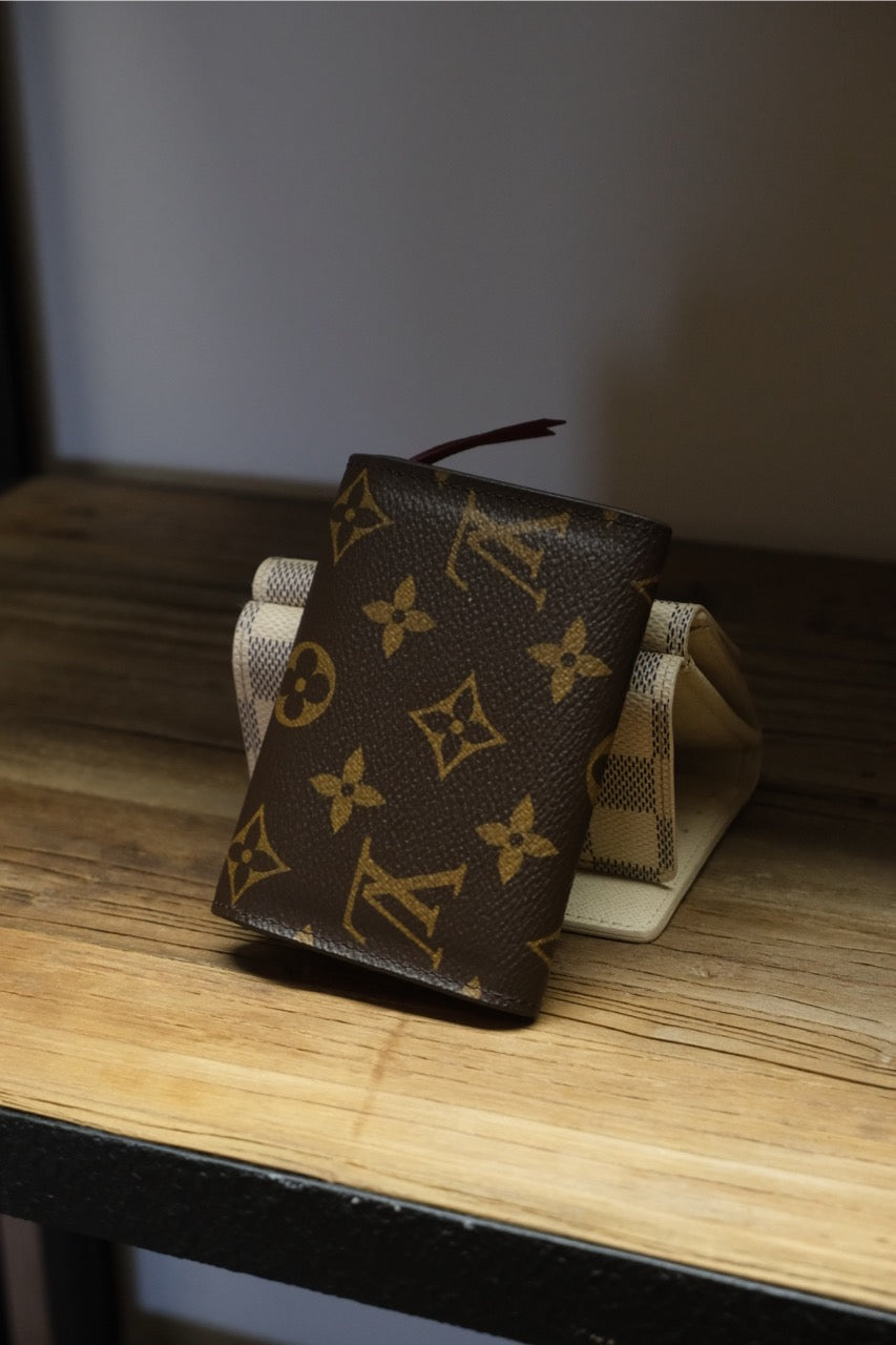 Louis Vuitton - Wallet Mini