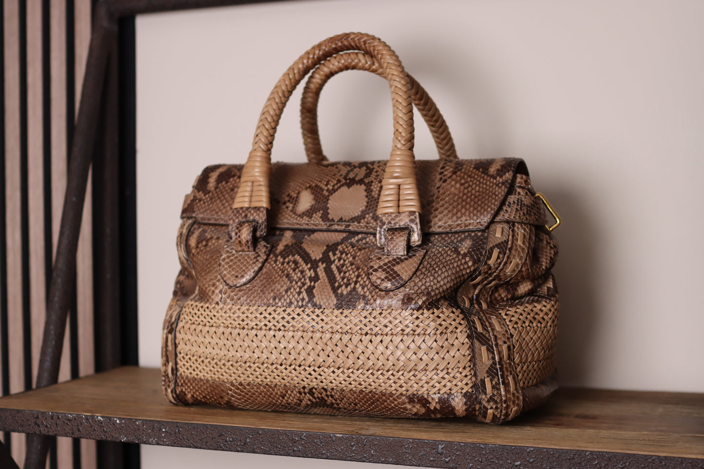 Gucci - Handle Satchel