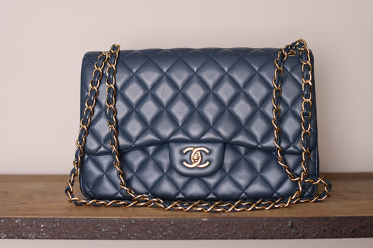 Chanel - Jumbo Double Flap Bag