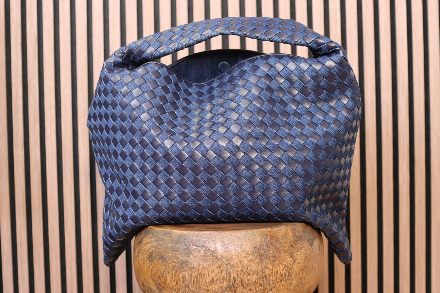 Bottega Veneta - Large Hop Bag Interraciato