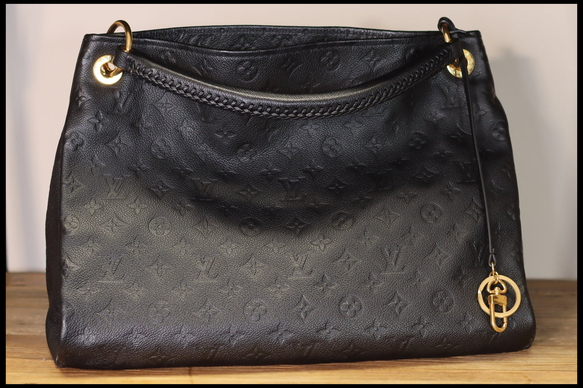 Louis Vuitton - Artsy MM