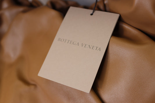 Bottega Veneta - The Pouch
