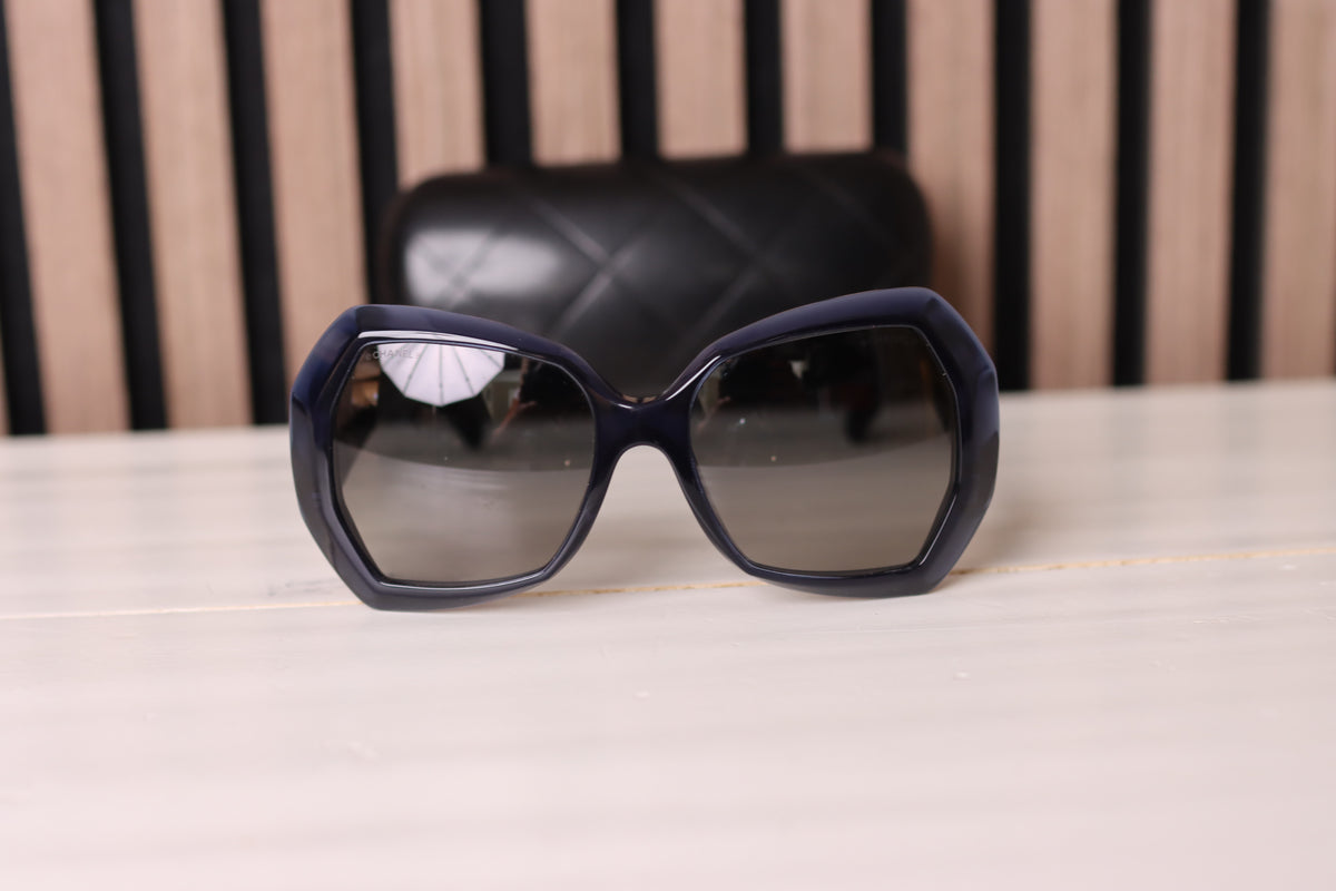 Chanel -  Sunglasses
