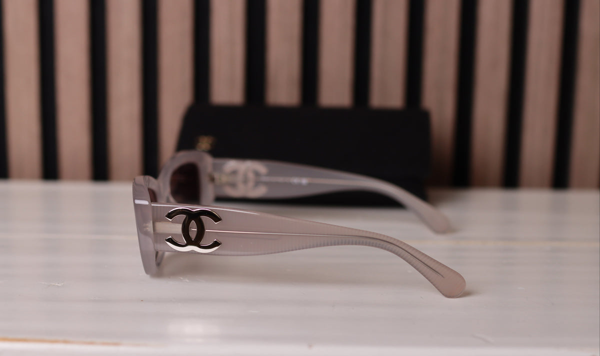 Chanel - Sunglasses