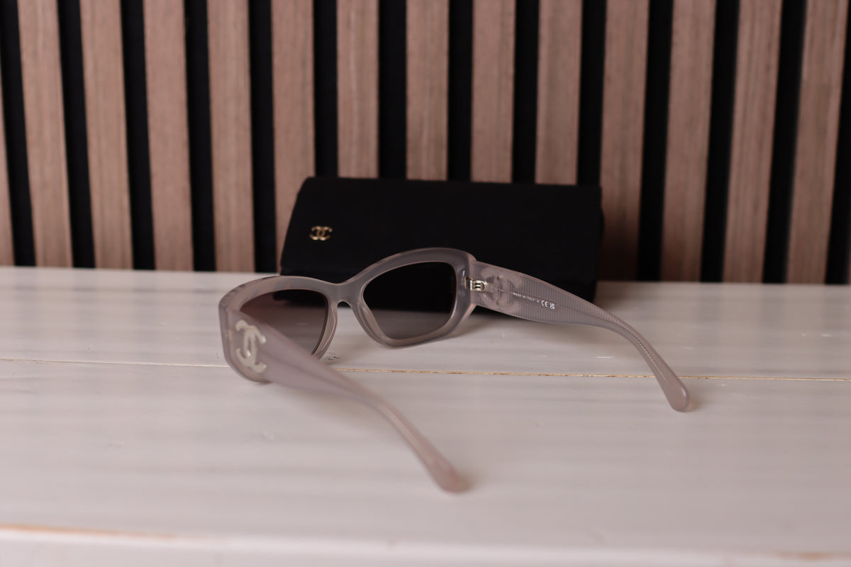 Chanel - Sunglasses