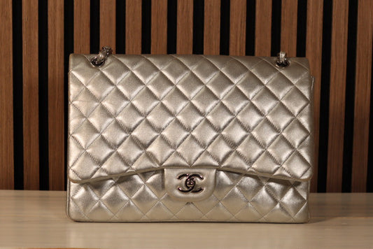 Chanel - Timeless Maxi