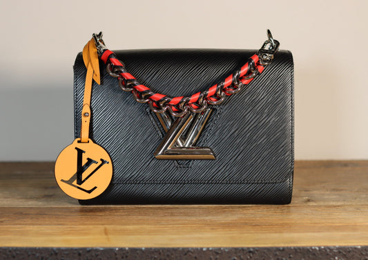 Louis Vuitton - Twist MM - Shoulderbag