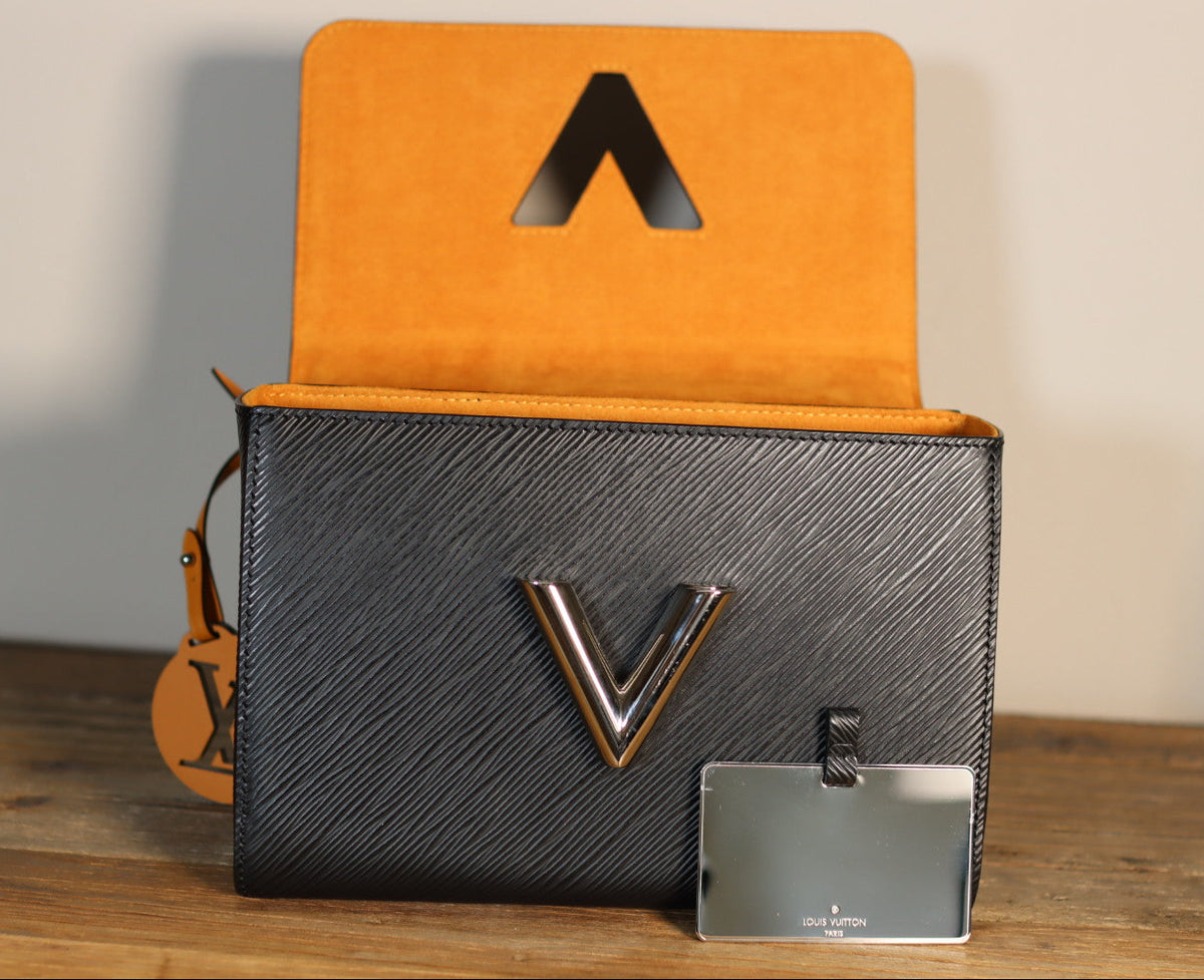 Louis Vuitton - Twist MM - Shoulderbag
