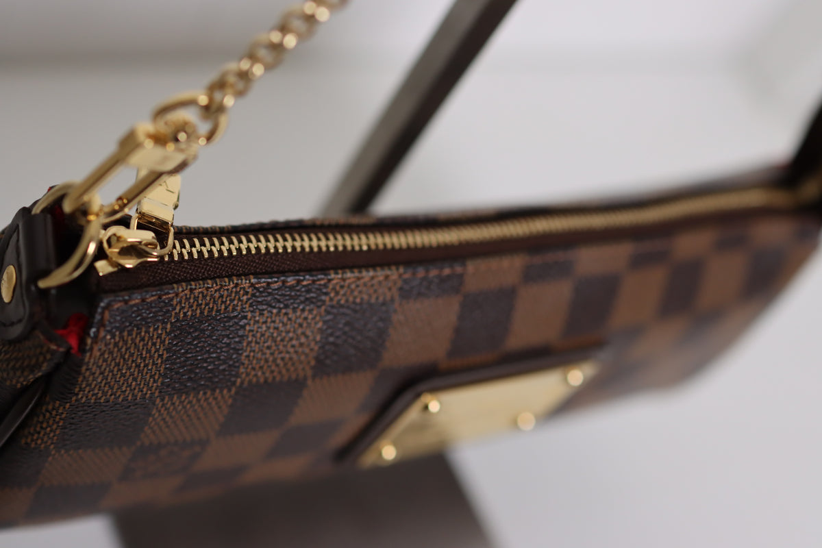 Louis Vuitton - Eva Pouchette Damier Ebene