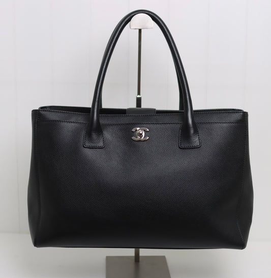 Chanel - Executive Cerf Tote