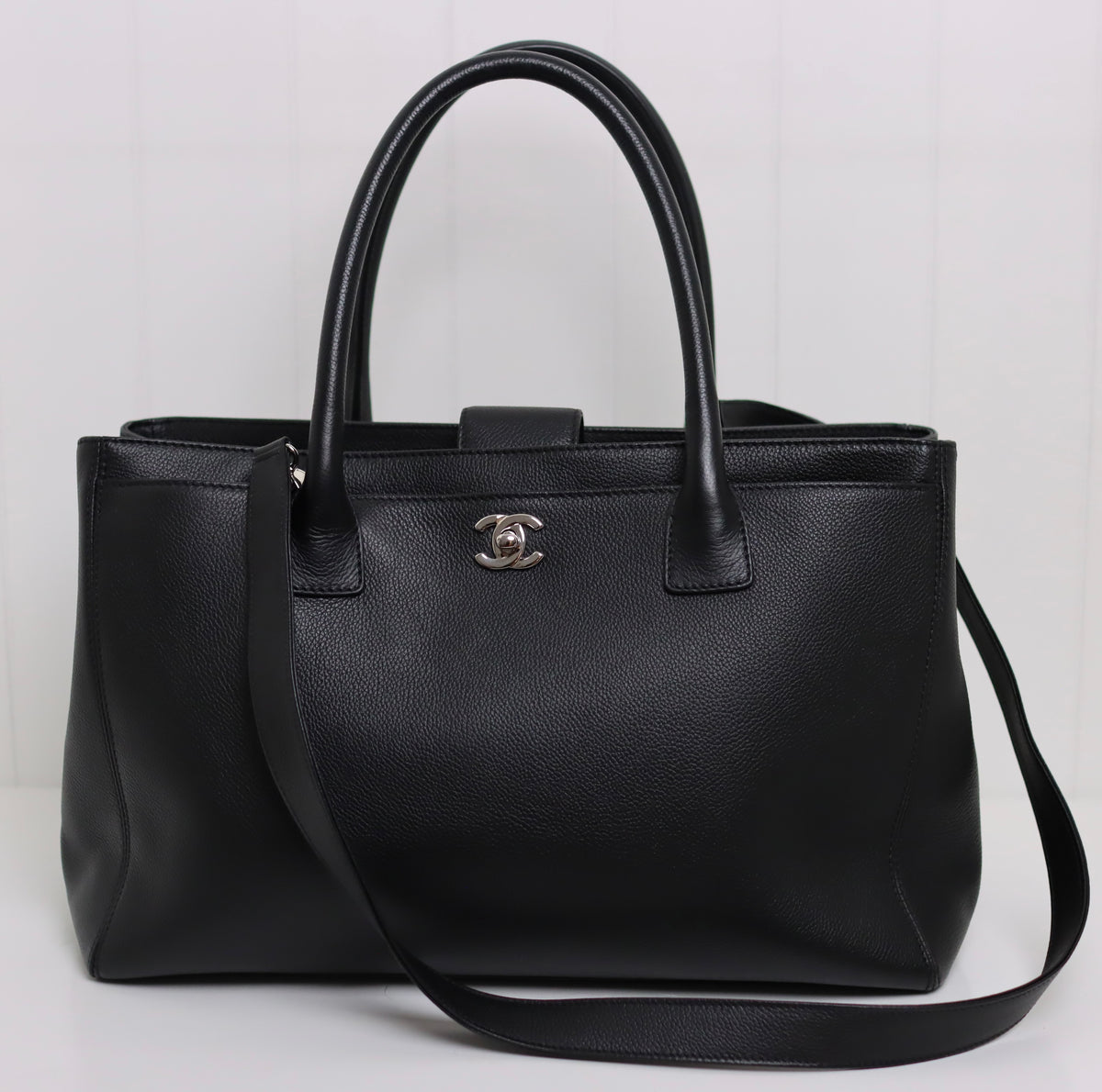Chanel - Executive Cerf Tote