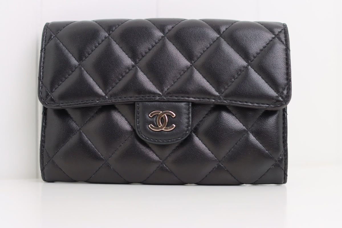 Chanel - Classic Flap Wallet