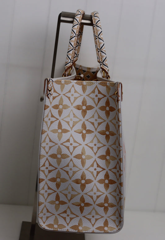 Louis Vuitton - OnTheGo MM - By The Pool