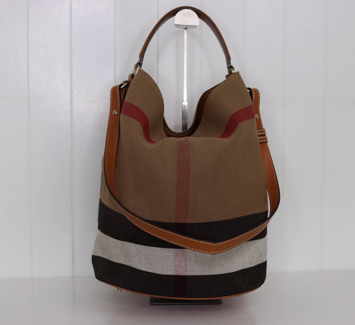 Burberry - Ashby Hobo Bag - Canvas